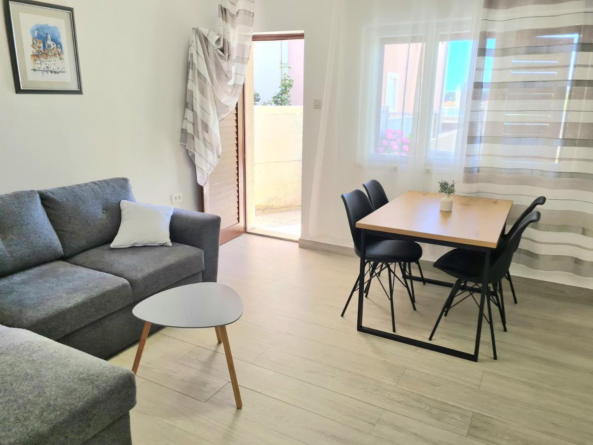 Apartment Ivana Brodarica  Exterior photo